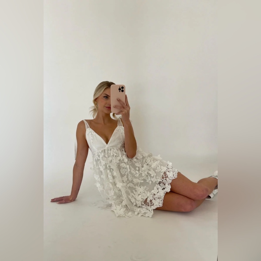 ❤️American threads Cecily Butterfly Organza Dress